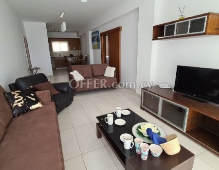 BEACHFRONT 2 BEDROOM APARTMENT IN NEAPOLI