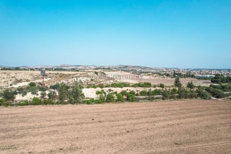 Field for Sale in Oroklini, Larnaca - 3