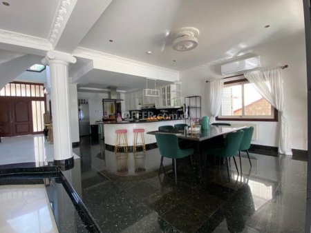 6-bedroom Detached Villa 500 sqm in Meneou - 2