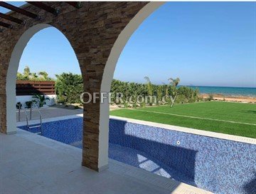 Luxury 5 Bedroom Seafront Villa In Agia Napa