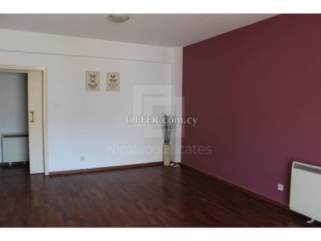 Three bedroom apartment for sale in KPMG area Agioi Omologites