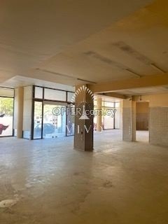 COMMERCIAL RETAIL PROPERTY WITH TOTAL AREA 350 SQM