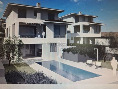 4 BEDROOM VILLA WITH POOL AND GYM  IN PAREKLISIA