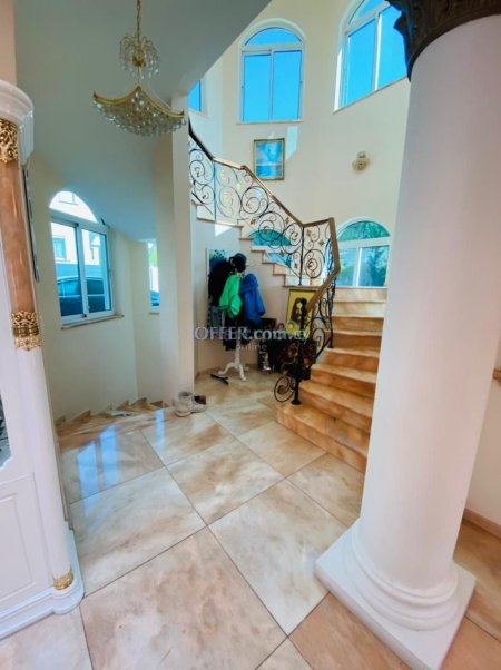4 Bed + Maid's Rooms Detached Villa For Sale Limassol - 9