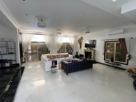 6-bedroom Detached Villa 500 sqm in Meneou - 11