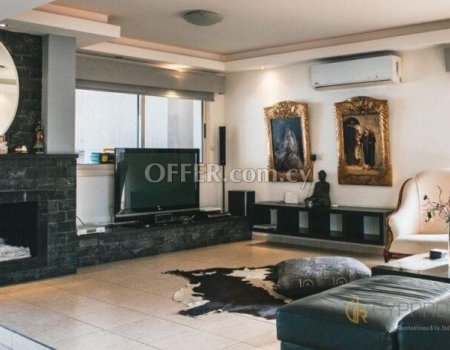 3 Bedroom Penthouse with Sea View in Tourist Area - 7