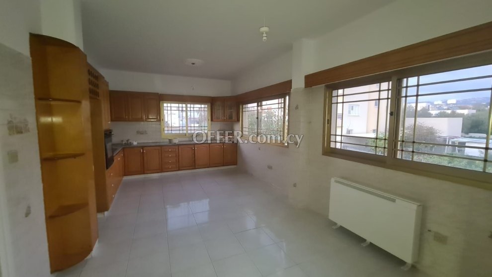 3 Bedrooms Whole floor Apartment in Pano Paphos - 6