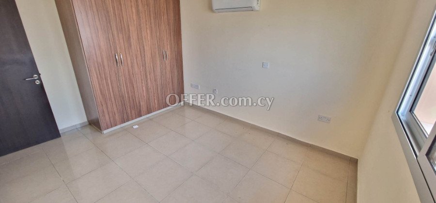 2 BEDROOM APARTMENT IN PARALIMNI WITH TITLE DEEDS - 4
