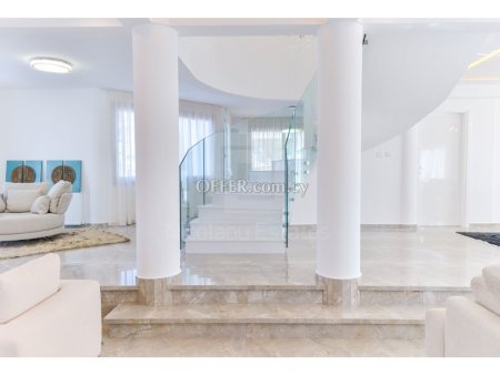 Stunning contemporary villa with breathtaking views in Agios Tychonas area - 4