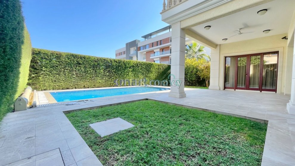 5 Bedroom Villa Pool For Rent Limassol Tourist Area - 10