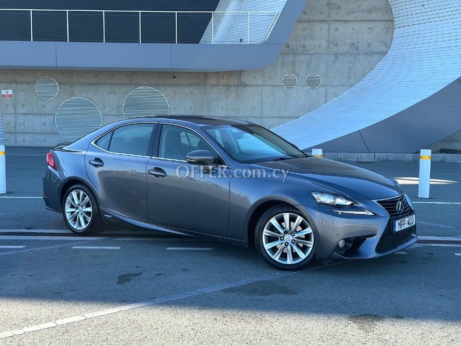 2014 Lexus IS 2.5L Hybrid Automatic Sedan - 1