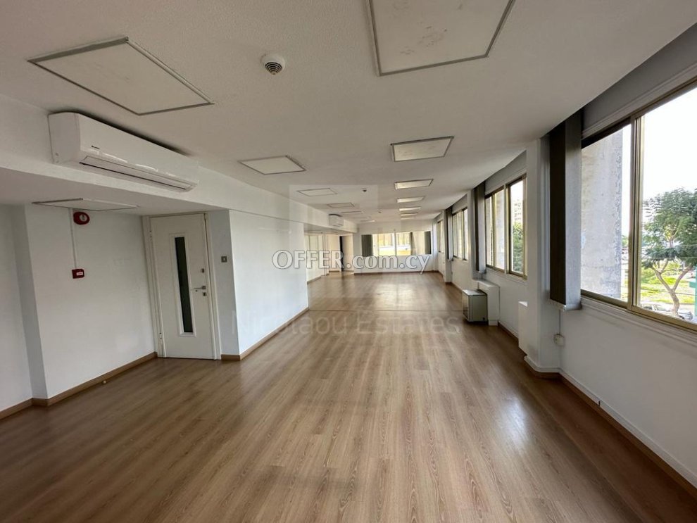 Large office space for rent in the prominent location of Makarios Avenue Enaerios - 4
