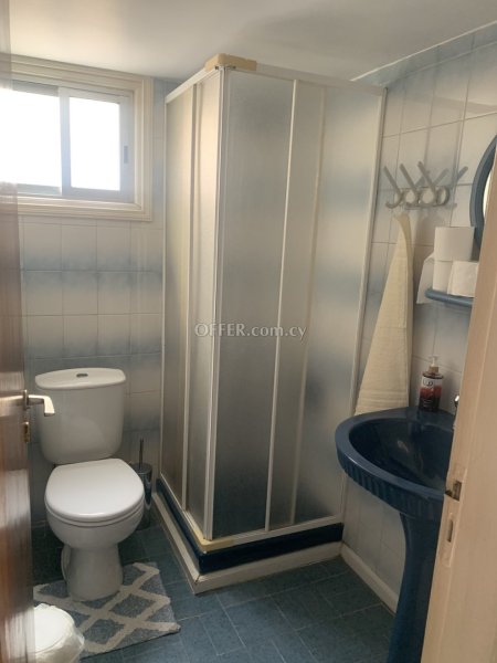 For Sale €150,000 Apartment 3 bedrooms Larnaka (Center), Larnaca Larnaca - 8