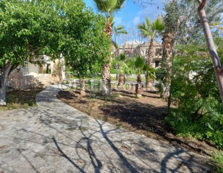 For Rent 5 bedroom luxurious detached villa in Emba- 350m2