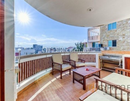 Spacious 3 Bedroom Apartment in Katholiki Area - 7