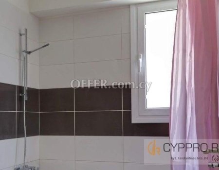 Ground Floor 2 Bedroom Apartment in Tourist Area - 9