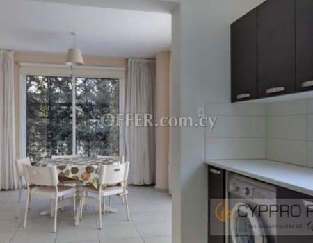 Ground Floor 2 Bedroom Apartment in Tourist Area - 4