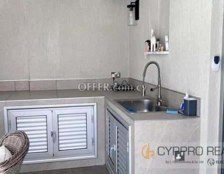 3 Bedroom Apartment with Roof Garden in Tourist Area - 3