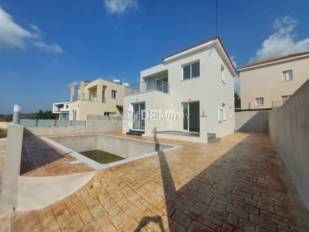 Villa For Sale in Tala, Paphos - DP2515