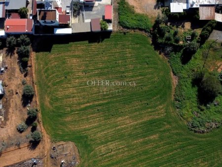 Residential field in a great location in Paralimni