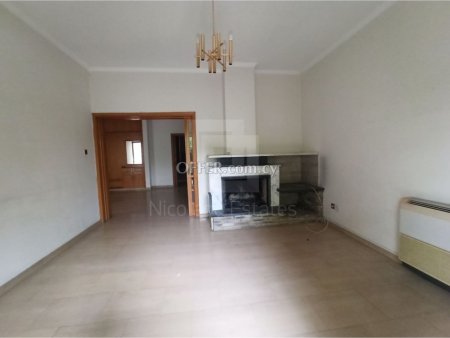 Three bedroom Ground floor apartment with Fireplace in Strovolos - 10