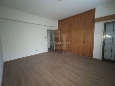 Three bedroom Ground floor apartment with Fireplace in Strovolos - 4