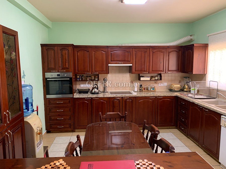 For Sale, Four-Bedroom Semi-Detached House in Strovolos - 7