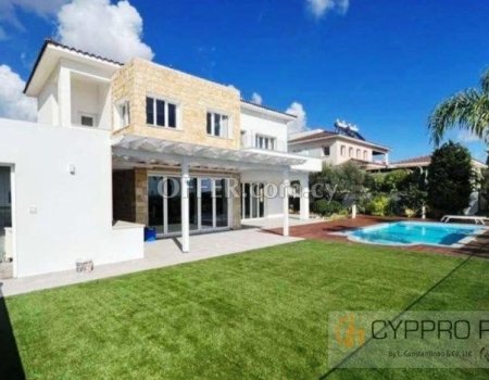 5 Bedroom Villa with Sea View in Paniotis Area - 1