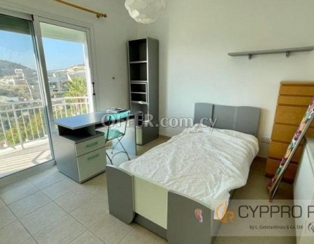 4 Bedroom Villa in Agios Tychonas - 5