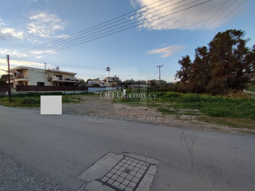 Excellent residential land of 1100m2 in Pyrgos Lemesou - 2