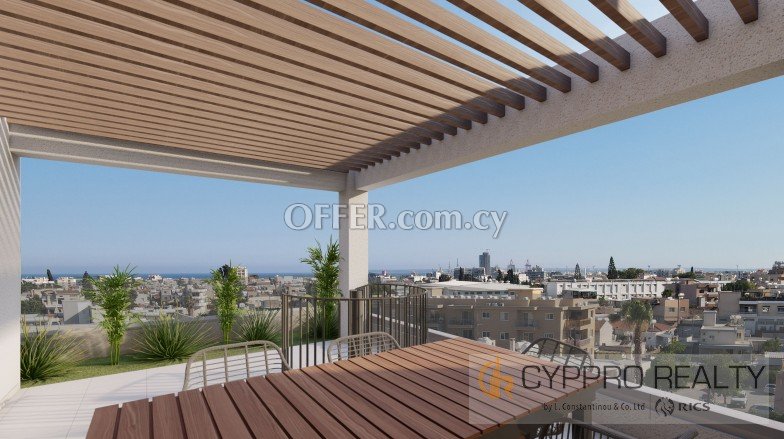 3 Bedroom Penthouse with Roof Garden in Apostolos Andreas - 1