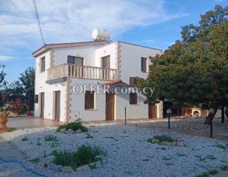 HOUSE FOR RENT IN PEYIA - 1