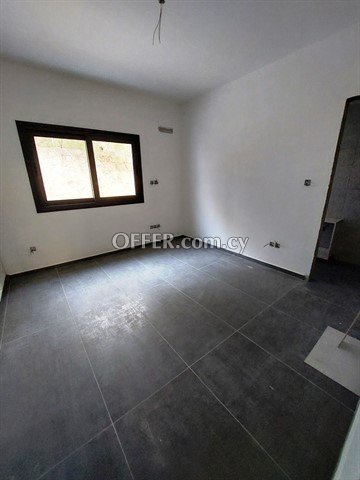 2 Bedroom Luxury Apartment  In Agioi Omologites, Nicosia - 3
