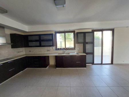 Four Bedroom House in Livadia - 11