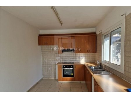 Comfortable Family Home Pano Polemidia Limassol Cyprus - 9