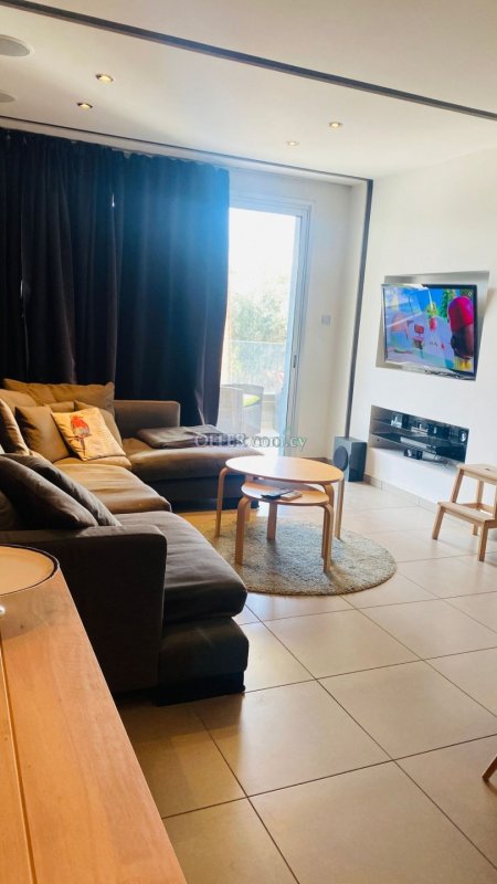 2 Bedroom Apartment For Rent Limassol - 10