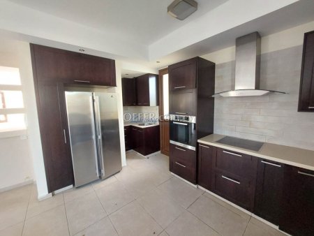 Four Bedroom House in Livadia - 3