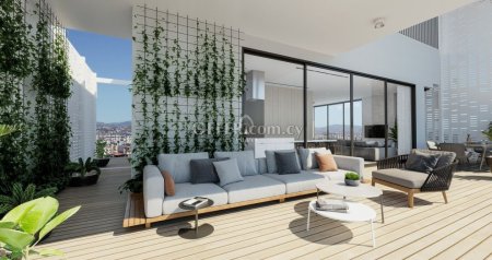 THREE BEDROOM PENTHOUSE WITH ROOF GARDEN IN AGIOS IOANNIS, LIMASSOL