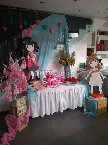 Shapes from polystyrene, backdrop, stands etc - 2