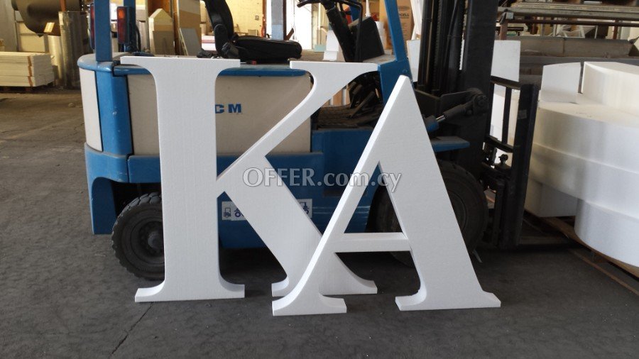 Shapes from polystyrene, backdrop, stands etc - 5