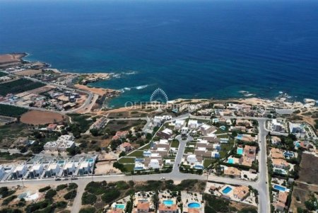 SPACIOUS  5-BEDROOM VILLA FOR SALE WITH AMAZING VIEW AND WALKING DISTANCE TO THE FAMOUS SEA CAVES OF CYPRUS - 3