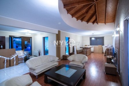 5 bedroom detached house semi-furnished - 23