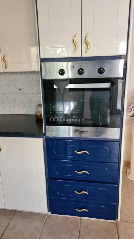 Ground floor Apartment in Geroskipou area 4 Bedrooms 2 bathrooms - 2