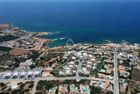 SPACIOUS  5-BEDROOM VILLA FOR SALE WITH AMAZING VIEW AND WALKING DISTANCE TO THE FAMOUS SEA CAVES OF CYPRUS - 11