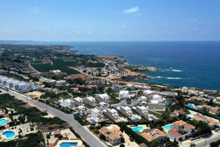 SPACIOUS  5-BEDROOM VILLA FOR SALE WITH AMAZING VIEW AND WALKING DISTANCE TO THE FAMOUS SEA CAVES OF CYPRUS - 2