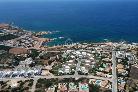 SPACIOUS  6-BEDROOM VILLA FOR SALE WITH AMAZING VIEW AND WALKING DISTANCE TO THE FAMOUS SEA CAVES OF CYPRUS - 1