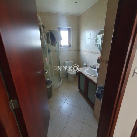 5 bedroom detached house semi-furnished - 12