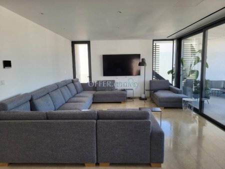 3 Bedroom Penthouse For Sale Limassol - 10