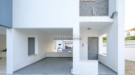 Two Storey apartment In Oroklini - 9