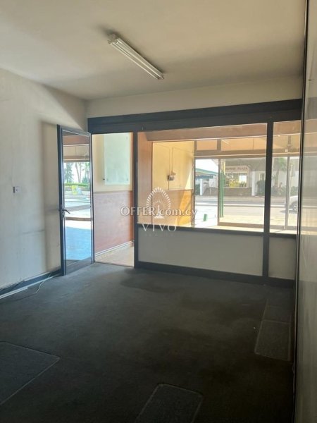 COMMERCIAL GROUND FLOOR SPACE LOCATED IN THE HEART OF TOURIST AREA - 7